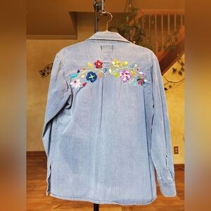 Vintage Hand stitched flower embroidery jean jacket